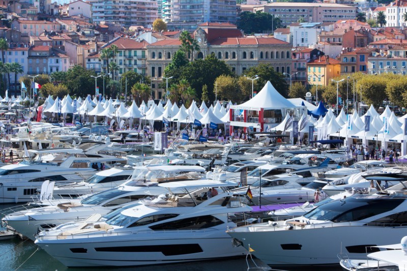 standiste des salons nautiques